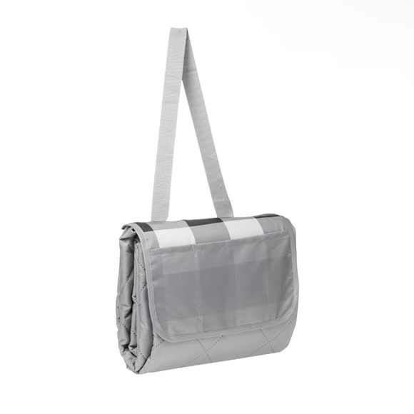 Comfort Bay Other - Outdoor blanket tote 50in X 60in